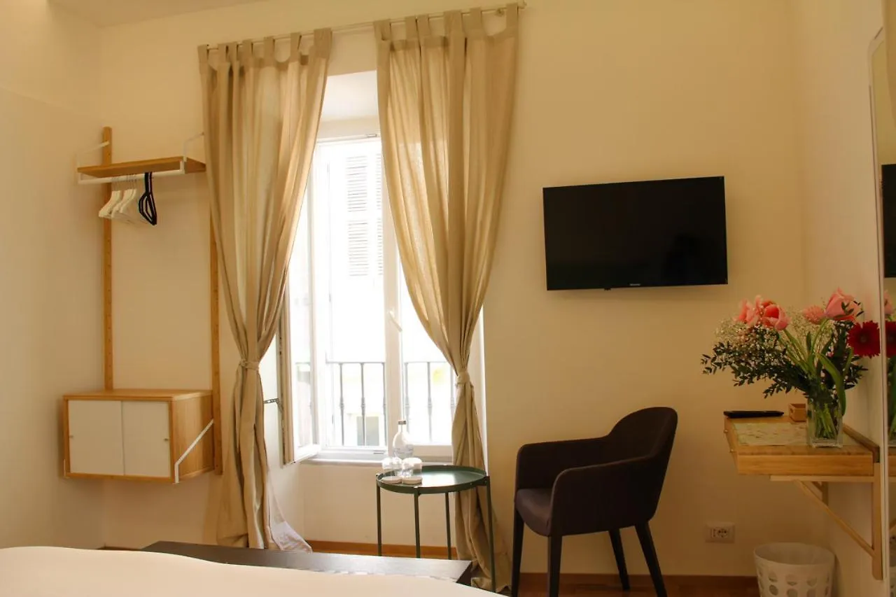 Domo Guesthouse